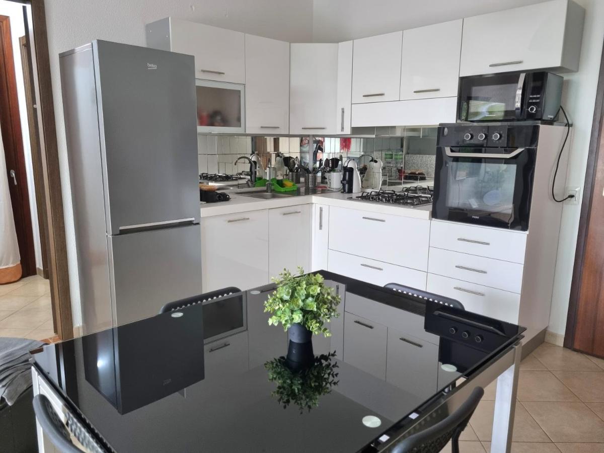 Valevalehome - Home Gallery With Fully Equipped Kitchen, Reserved Parking, Big Garden Олбия Екстериор снимка