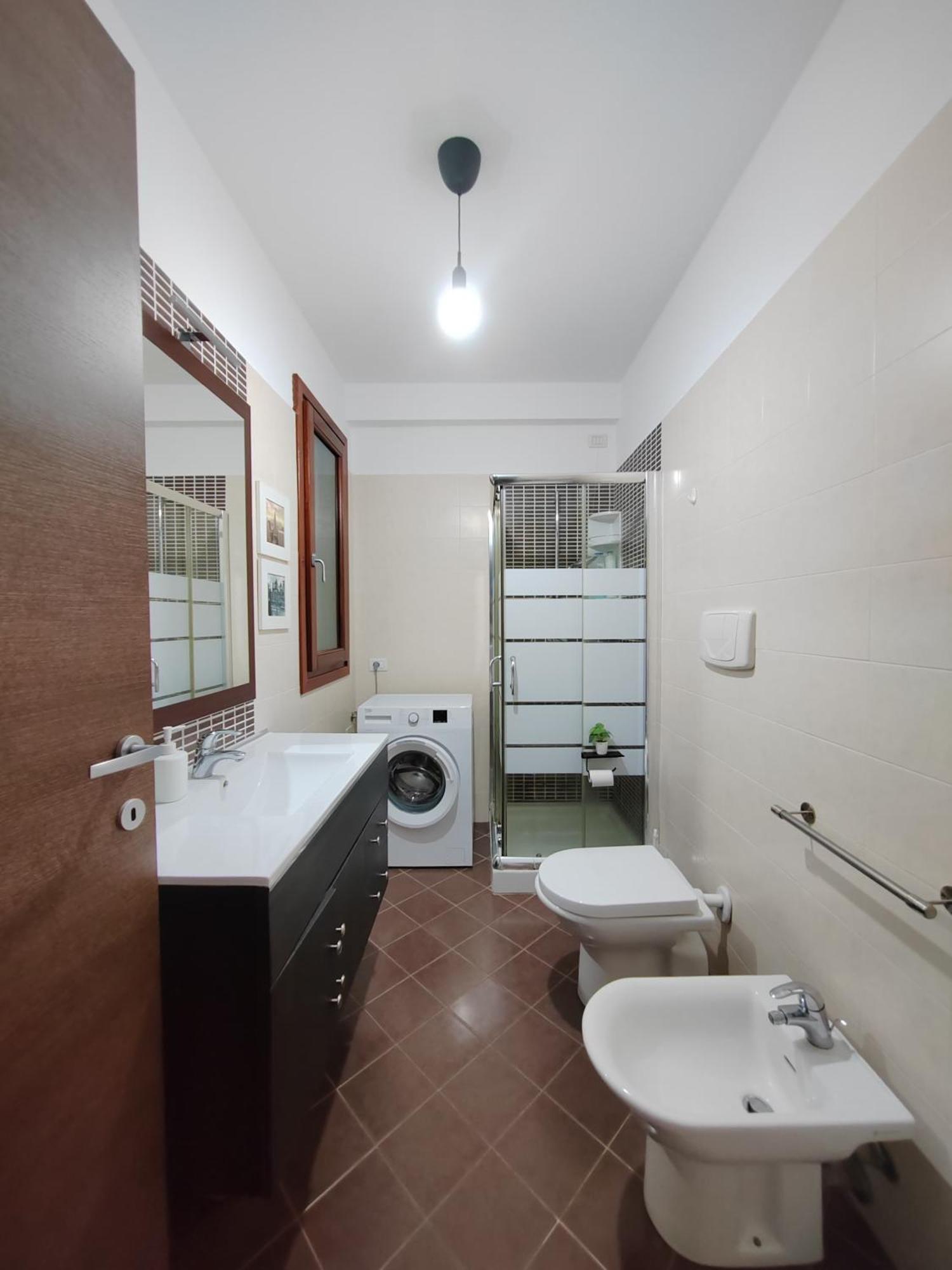 Valevalehome - Home Gallery With Fully Equipped Kitchen, Reserved Parking, Big Garden Олбия Екстериор снимка