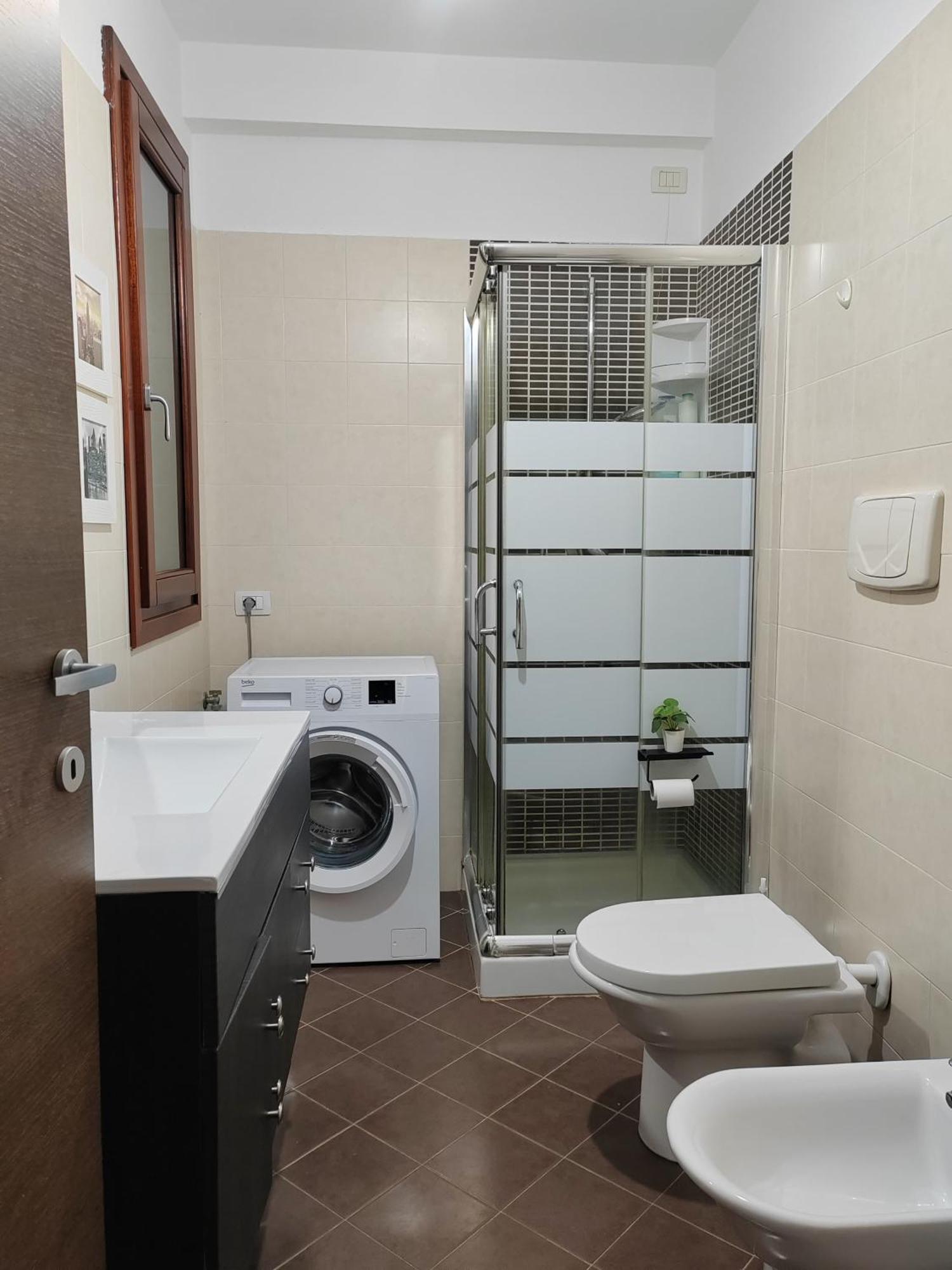 Valevalehome - Home Gallery With Fully Equipped Kitchen, Reserved Parking, Big Garden Олбия Екстериор снимка