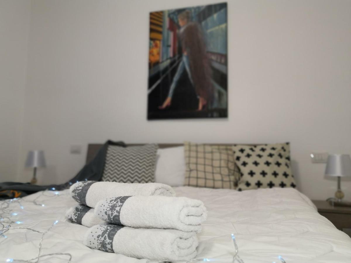 Valevalehome - Home Gallery With Fully Equipped Kitchen, Reserved Parking, Big Garden Олбия Екстериор снимка